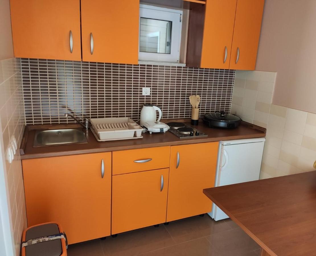 Apartments Karla Rogoznica  Ngoại thất bức ảnh