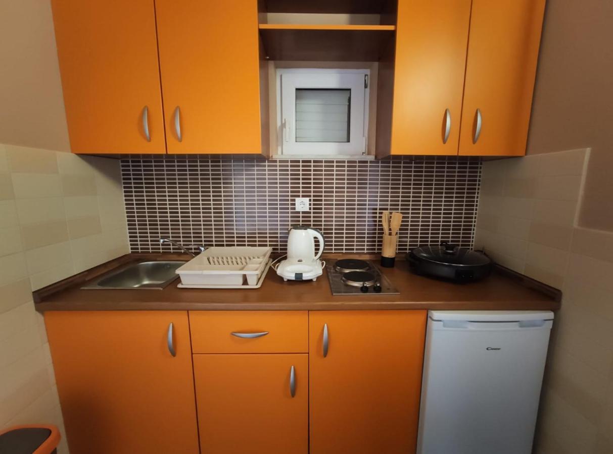 Apartments Karla Rogoznica  Ngoại thất bức ảnh